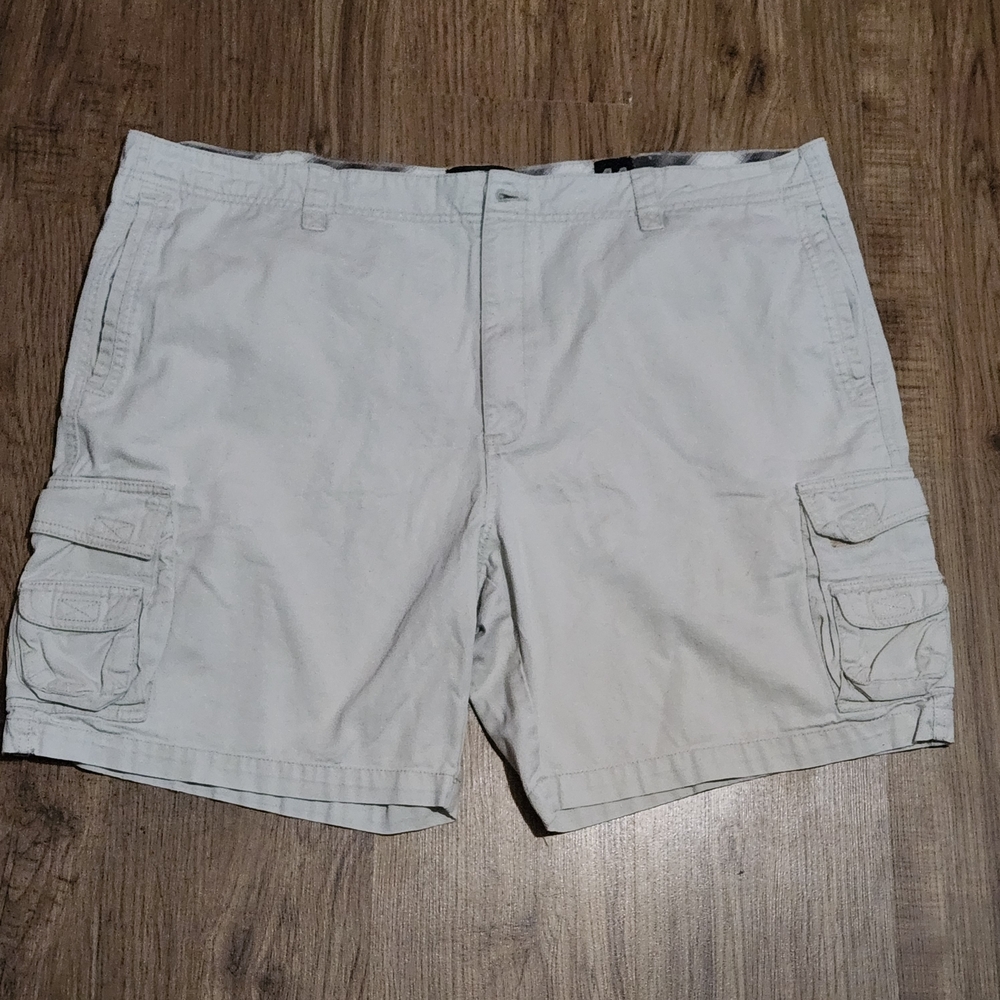 RedHead Men's Cargo Shorts Khaki